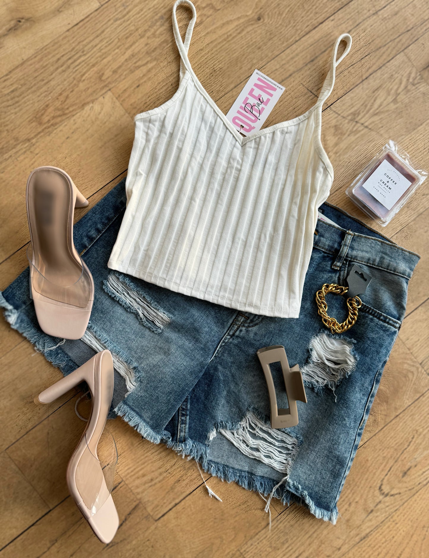 Basic V-neck Tank
