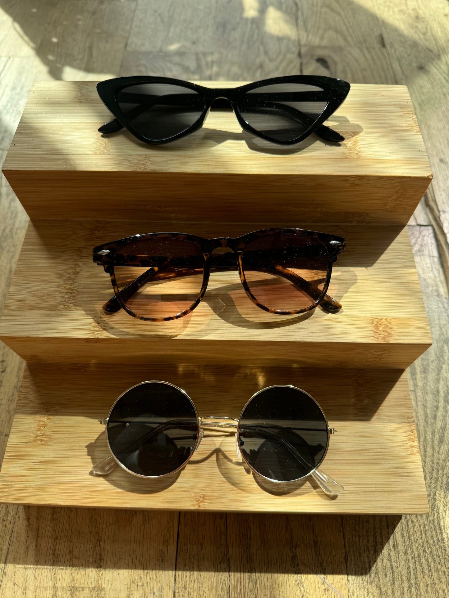 Trendy sun glasses