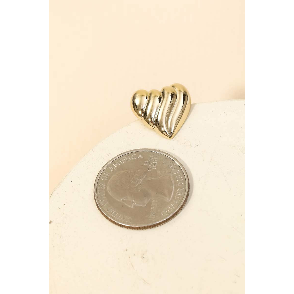 Ribbed Heart Stud Gold Earrings