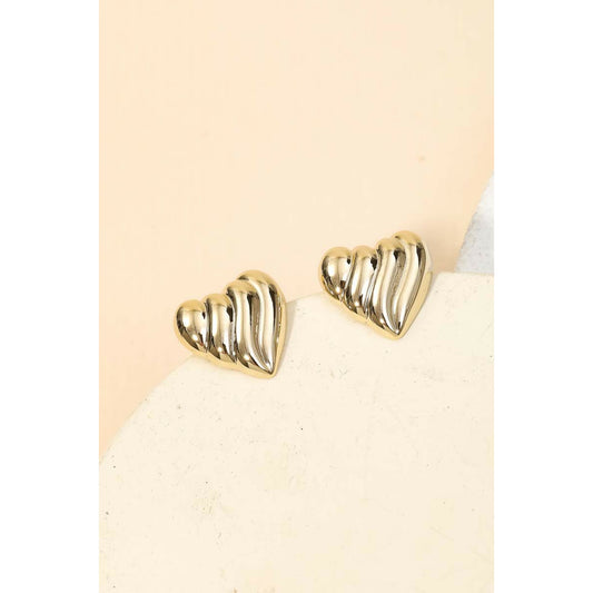 Ribbed Heart Stud Gold Earrings